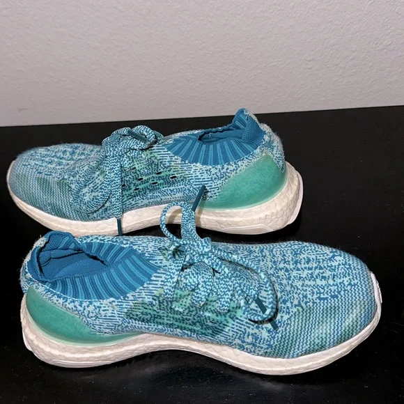 adidas gazelle silver green womens Men's adidas UltraBOOST 22 – Runners Plus main image 0